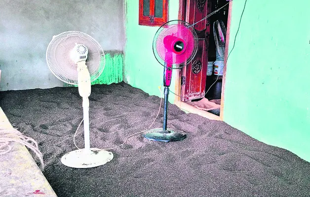 తేమ తగ్గేలా..!