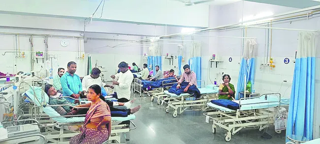 బతుకుతామనుకోలే.. 