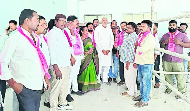 వైద్యకళాశాలను అందుబాటులోకి తేవాలి