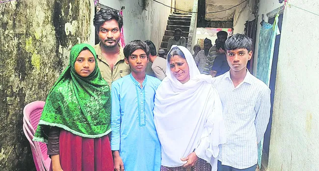 కదిలిస్తే..కన్నీళ్లే..