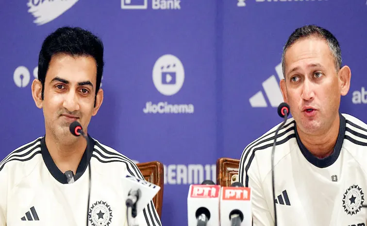 అతడి కెరీర్‌ ముగించేశారు కదా!: అగార్కర్‌పై మండిపాటు