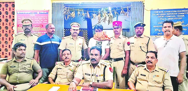 భార్యను హత్య చేసిన నిందితుడి అరెస్ట్‌