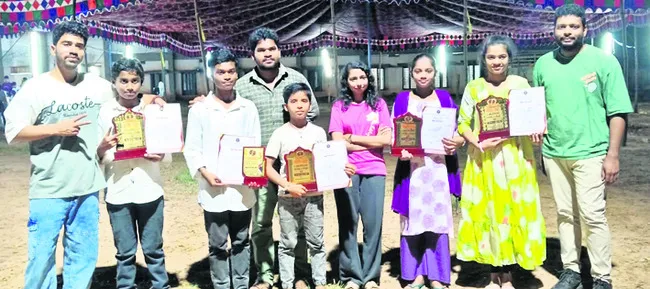 కళా ఉత్సవంలో ఏకలవ్య విద్యార్థుల ప్రతిభ 