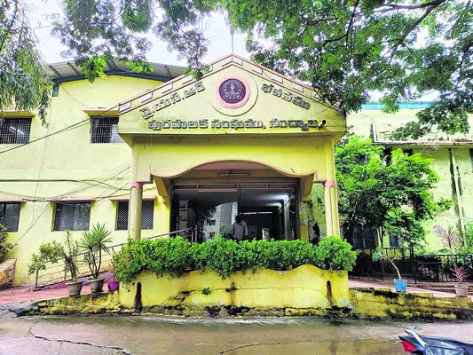 అను‘మతిలేని’ పని.. ‘బహుళ’ అవినీతి