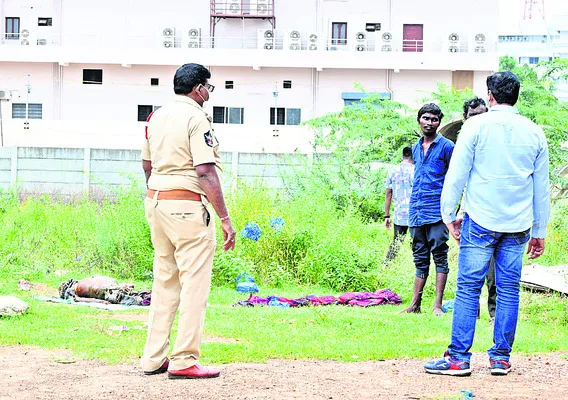 మహిళ అనుమానాస్పద మృతి 