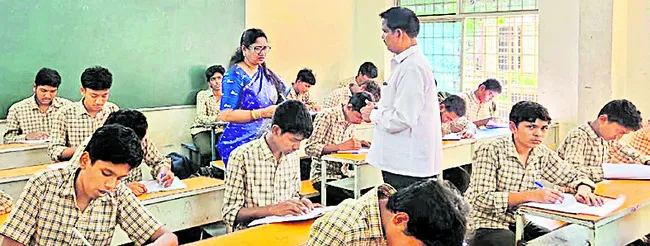 పదిలో నూరు శాతం ఉత్తీర్ణతే లక్ష్యం 