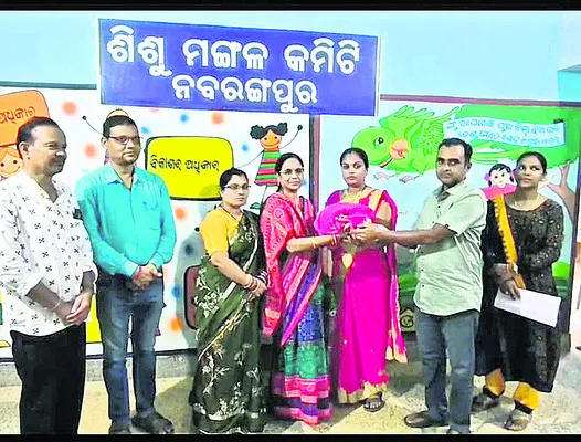 దత్తత శిశువుని సంరక్షించిన అధికారులు