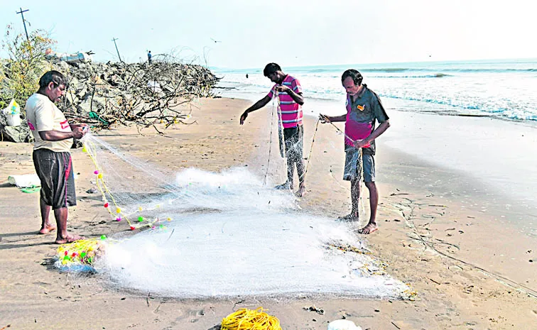 ఆకలితో 'అల'మట..