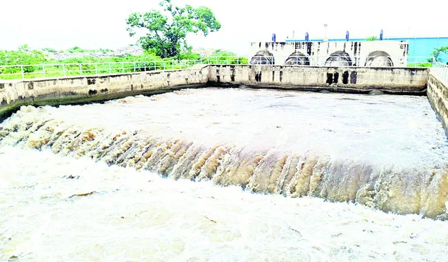 జూరాలకు పెరిగిన వరద 