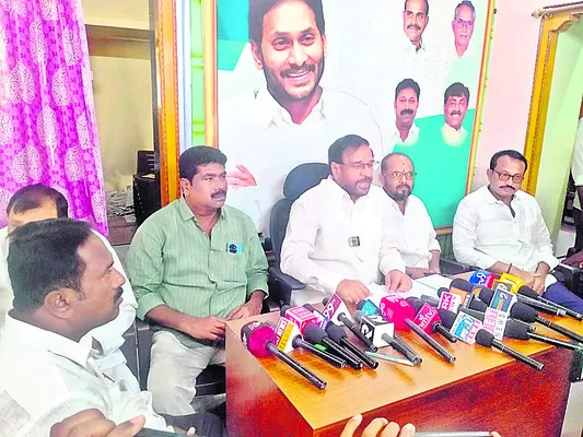 ఆదీ.. నీ స్థాయి ఏంటో తెలుసుకో ! 