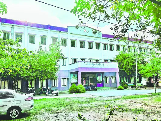 18 బడులకు ఫైవ్‌స్టార్‌