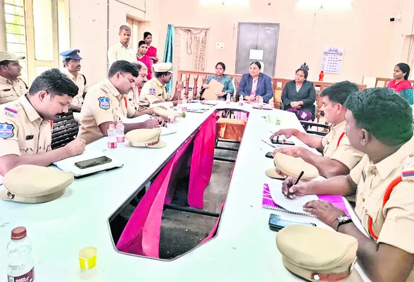 రాజీ మార్గంతో సత్వర న్యాయం 