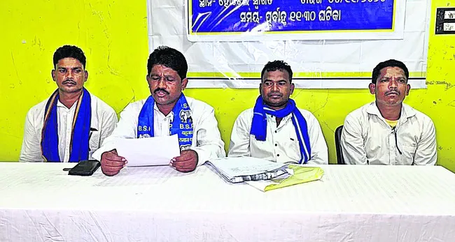 నకిలీ సర్టిఫికెట్లపై చర్యలు తీసుకోవాలి 