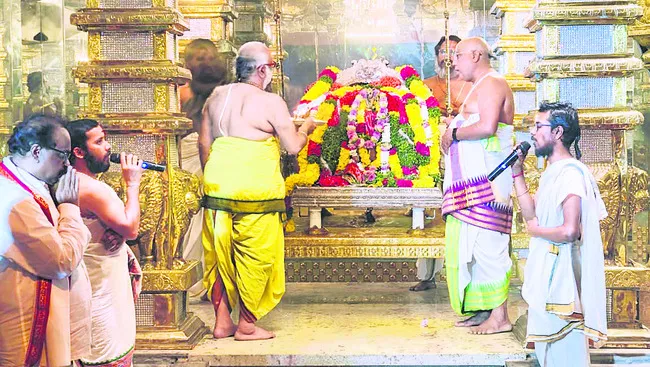 ఊంజల్‌ సేవోత్సవం