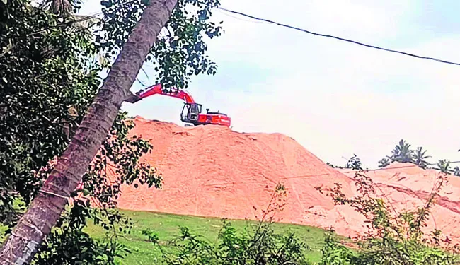 కూటమి దందా..