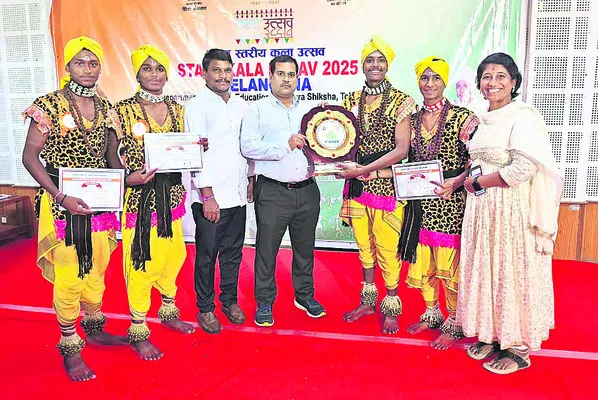 రాష్ట్రస్థాయి కళోత్సవ్‌లో జిల్లాకు మొదటిస్థానం