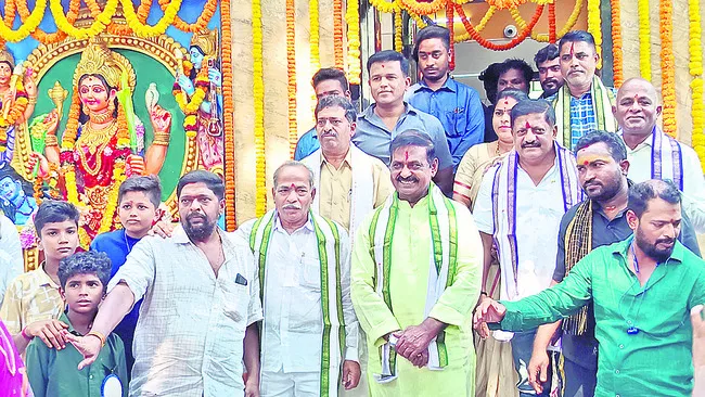 వేడుకగా మహిషాసుర మర్దిని ఆలయ పునఃప్రతిష్ట