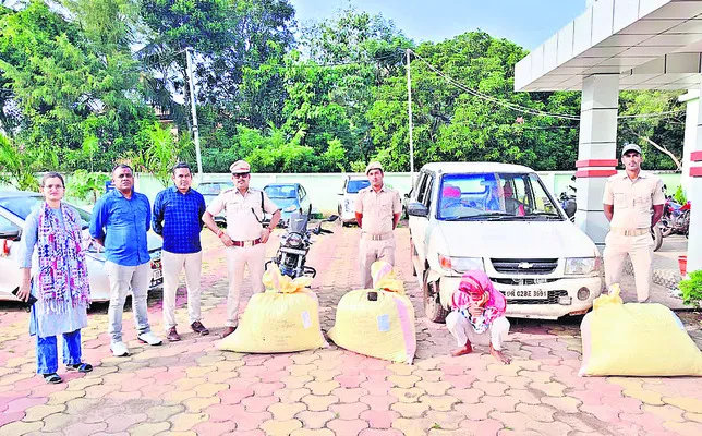 150 కిలోల గంజాయి స్వాధీనం 