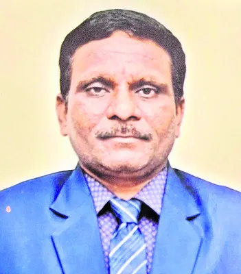 జిల్లా జడ్జిగా సుజయ్‌కి పదోన్నతి