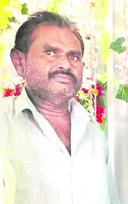 రైలు ఎక్కుతూ జారి పడి వ్యక్తి మృతి 