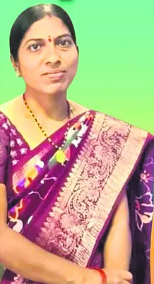 చికిత్స పొందుతూ గృహిణి మృతి