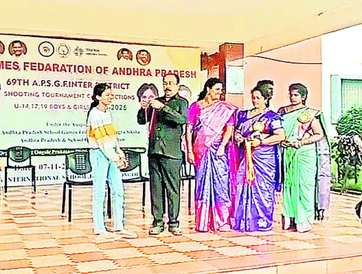 జాతీయ స్థాయి పోటీలకు ఎంపిక 