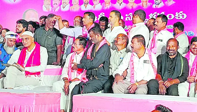 వేడెక్కిన రాజకీయం