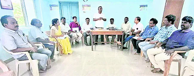 ఉమ్మడి సర్వీసు రూల్స్‌ సమస్యను పరిష్కరించాలి : యూటీఎఫ్‌