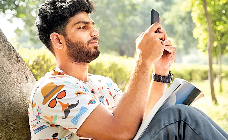 Teenagers in the digital trap