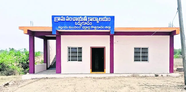 పోటీకి సై.. పైసలు నై