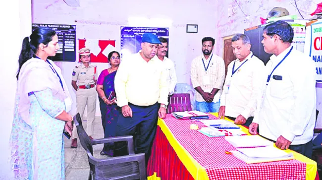 ఎన్నికల నియమావళి పాటించాలి 