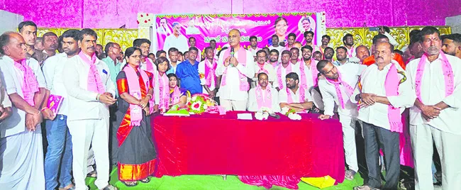 మోసం చేసిన కాంగ్రెస్‌కు బుద్ధి చెప్పాలి 