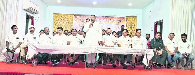 కాంగ్రెస్‌తోనే అభివృద్ధి సాధ్యం 