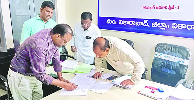 నామినేషన్ల ప్రక్రియ సజావుగా సాగాలి