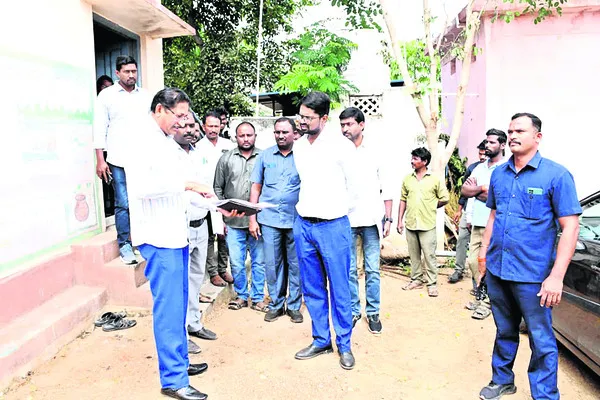 ‘నామినేషన్ల స్వీకరణలో పొరపాట్లు జరగొద్దు’ 