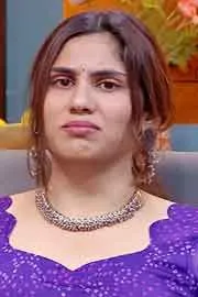 Bigg Boss 9 Telugu: Divya Nikitha Buzz Interview with Sivaji3