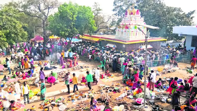 భక్తిశ్రద్ధలతో సంతమల్లన్నకు నైవేద్యాలు