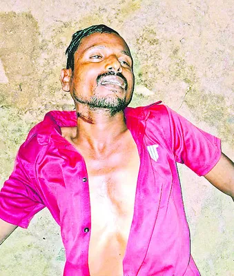 ఉరేసుకొని  దివ్యాంగుడు ఆత్మహత్య 