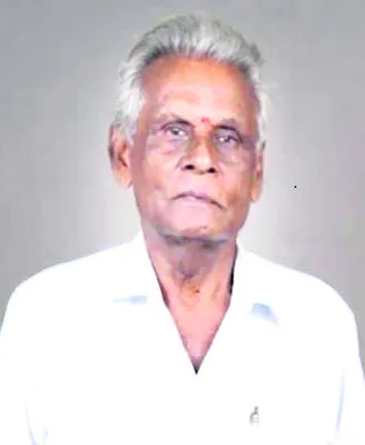 రోడ్డు ప్రమాదంలో వార్డు అభ్యర్థి దుర్మరణం