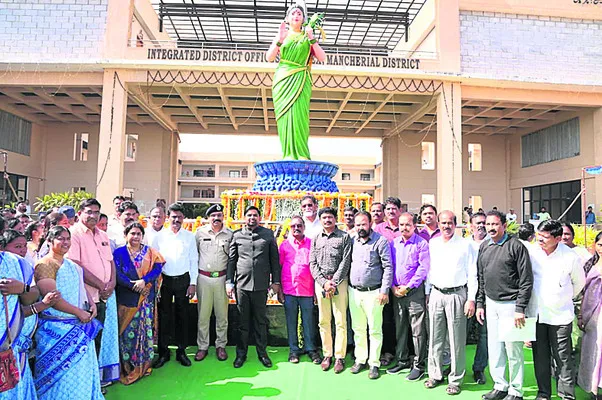 సంస్కృతికి నిదర్శనం తెలంగాణ తల్లి