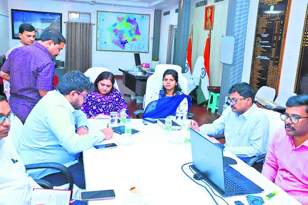 పోలింగ్‌ సిబ్బంది  ర్యాండమైజేషన్‌