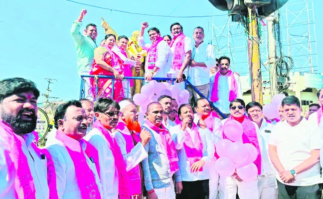 కేసీఆర్‌ దీక్షల ఫలితమే ప్రత్యేక తెలంగాణ 