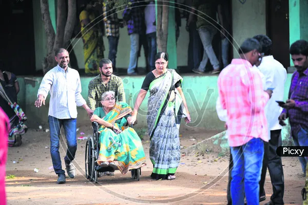 ఈసారి ఇంటినుంచి ఓటు లేనట్లే! 
