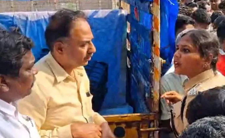 విజయ్‌ ర్యాలీలో గర్జించిన లేడీ సింగం