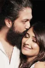 Radhika Pandit 9th Wedding Anniversary post to Yash4