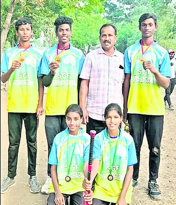 జాతీయ స్థాయి సాఫ్ట్‌బాల్‌ పోటీలకు ఐదుగురు ఎంపిక