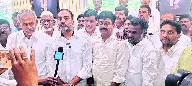 దమ్ముంటే రాజీనామా చెయ్‌ 