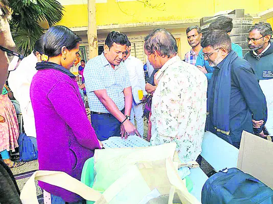 ఎన్నికల సిబ్బందికి వసతులు కల్పించాలి