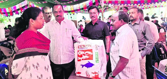 ఎన్నికల నిర్వహణలో అధికారులే కీలకం