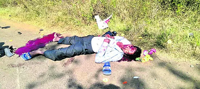 రోడ్డు ప్రమాదంలో ఒకరి మృతి 